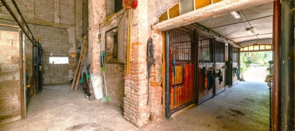 5 Schlafzimmer Haus in Curtatone, Italy, Nr. 128611 39