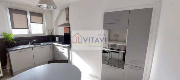 2 bedrooms Apartment in Beauvais, France No. 69042 4