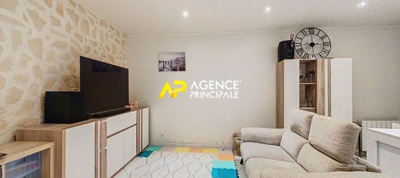 Casa de 1 dormitorio en Bezons, France No. 167192 8