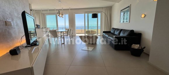 3 bedrooms Penthouse in Ospedaletti, Italy No. 301025 10