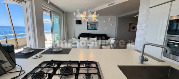 3 bedrooms Penthouse in Ospedaletti, Italy No. 301025 9