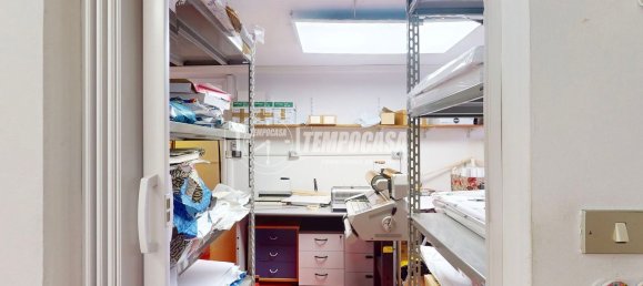Gewerbliche Immobilie in Turin, Italy 40m², Nr. 267974 8