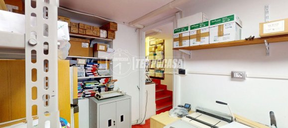 Gewerbliche Immobilie in Turin, Italy 40m², Nr. 267974 6