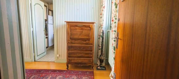 Apartamento de 2 dormitorios en Bourges, France No. 85284 20