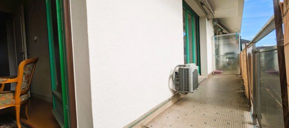 Apartamento de 2 dormitorios en Bourges, France No. 85284 28