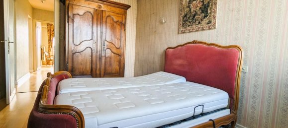 Apartamento de 2 dormitorios en Bourges, France No. 85284 30