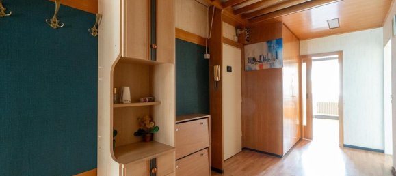 3-salle Appartement à Hernals, Austria No. 180019 3