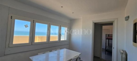 7 Schlafzimmer Penthouse in Pomezia, Italy, Nr. 377583 7