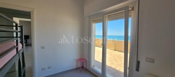 7 Schlafzimmer Penthouse in Pomezia, Italy, Nr. 377583 22