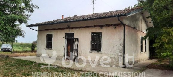 2 bedrooms Villa in Argenta, Italy No. 378558 2