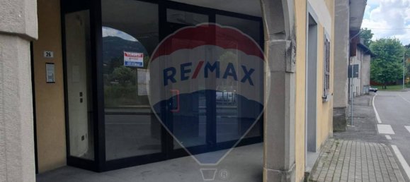 130m² Commercial property in Barzana, Italy No. 52975 10