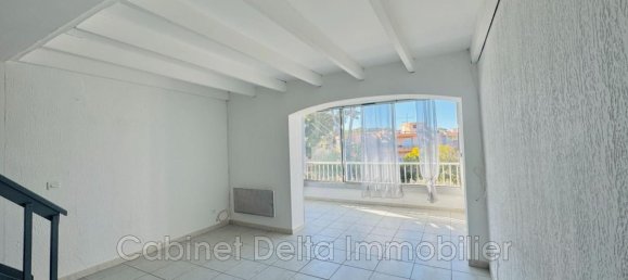 2 bedrooms Apartment in Sanary-sur-Mer, France No. 339810 3