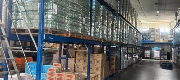 Lagerhaus in Agliana, Italy 1500m², Nr. 340209 10