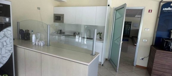 Lagerhaus in Agliana, Italy 1500m², Nr. 340209 26