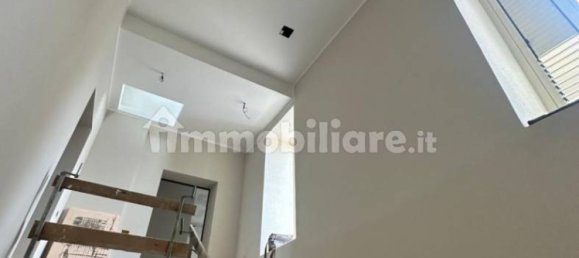 2 chambres Appartement à Campi Bisenzio, Italy No. 9901 6