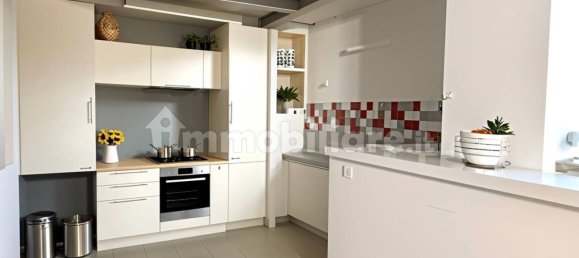 3 bedrooms Apartment in Milan, Italy No. 374077 4