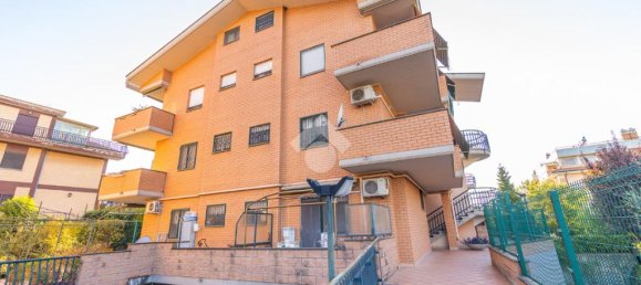 2 bedrooms Apartment in Marino, Italy No. 148831 2