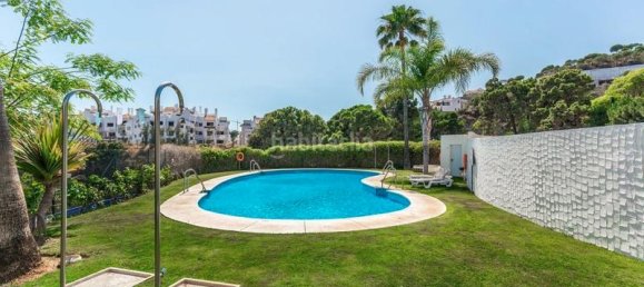 Apartamento de 2 dormitorios en Benahavís, Spain No. 118590 18