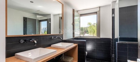 Apartamento de 2 dormitorios en Benahavís, Spain No. 118590 9