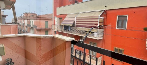 Apartamento de 4 habitaciónes en Corato, Italy No. 21785 19