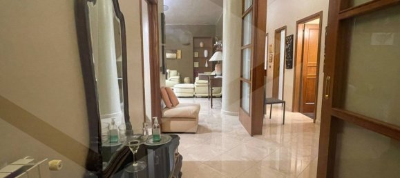 Apartamento de 4 habitaciónes en Corato, Italy No. 21785 8