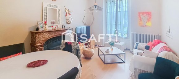 3 bedrooms House in Yonne, France No. 196350 4