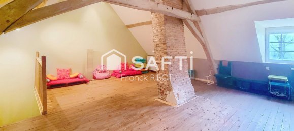 3 bedrooms House in Yonne, France No. 196350 6