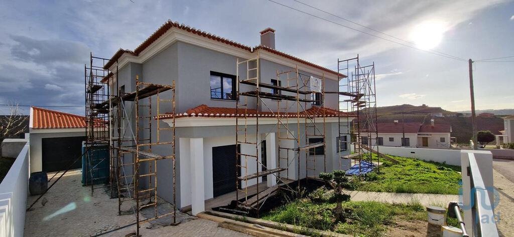 Дом с 6 спальнями в Торриш Ведраш, Португалия № 131342