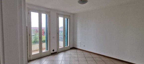 4 rooms Apartment in Vicenza, Italy No. 102515 21