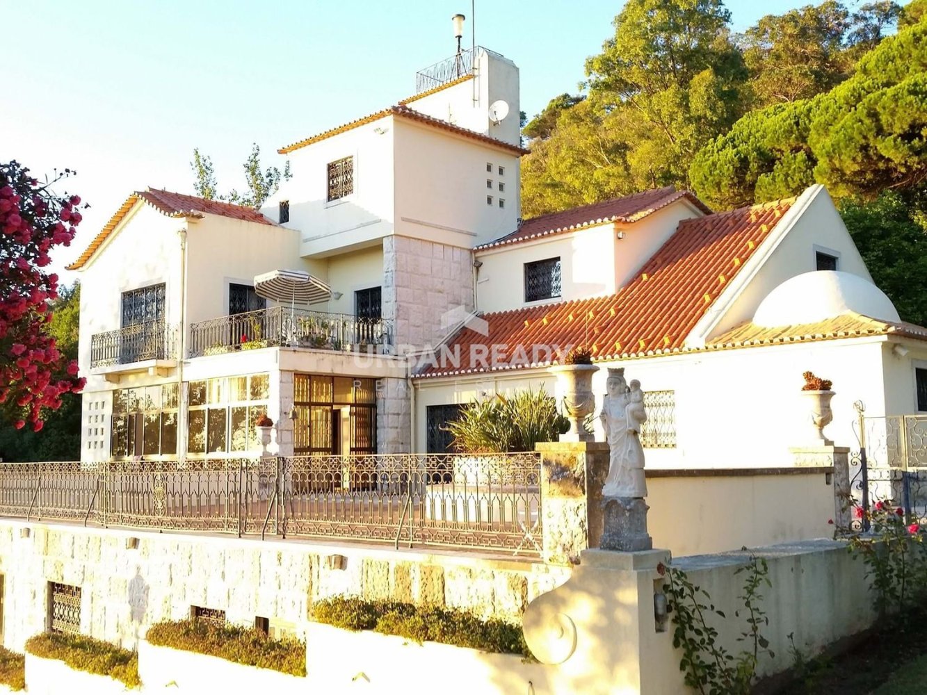 10 غرف نوم منزل في Almada, Portugal رقم 79664