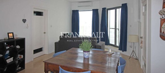 1 bedroom Penthouse in Saint Julian's, Malta No. 183 2