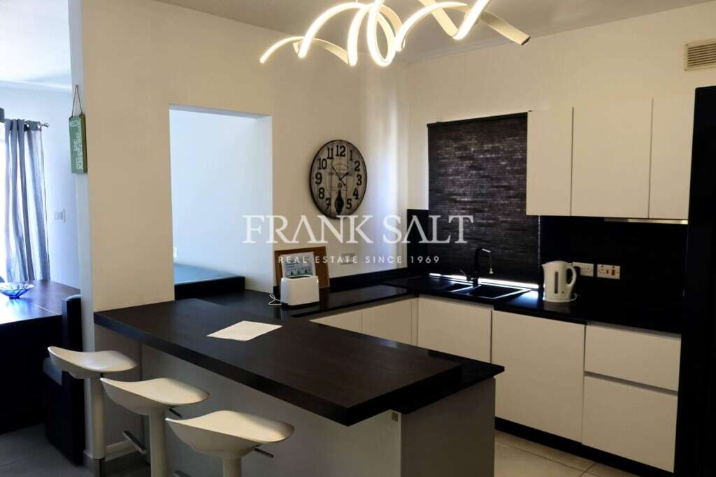 Пентхаус с 3 спальнями в Фгура, Мальта № 11376