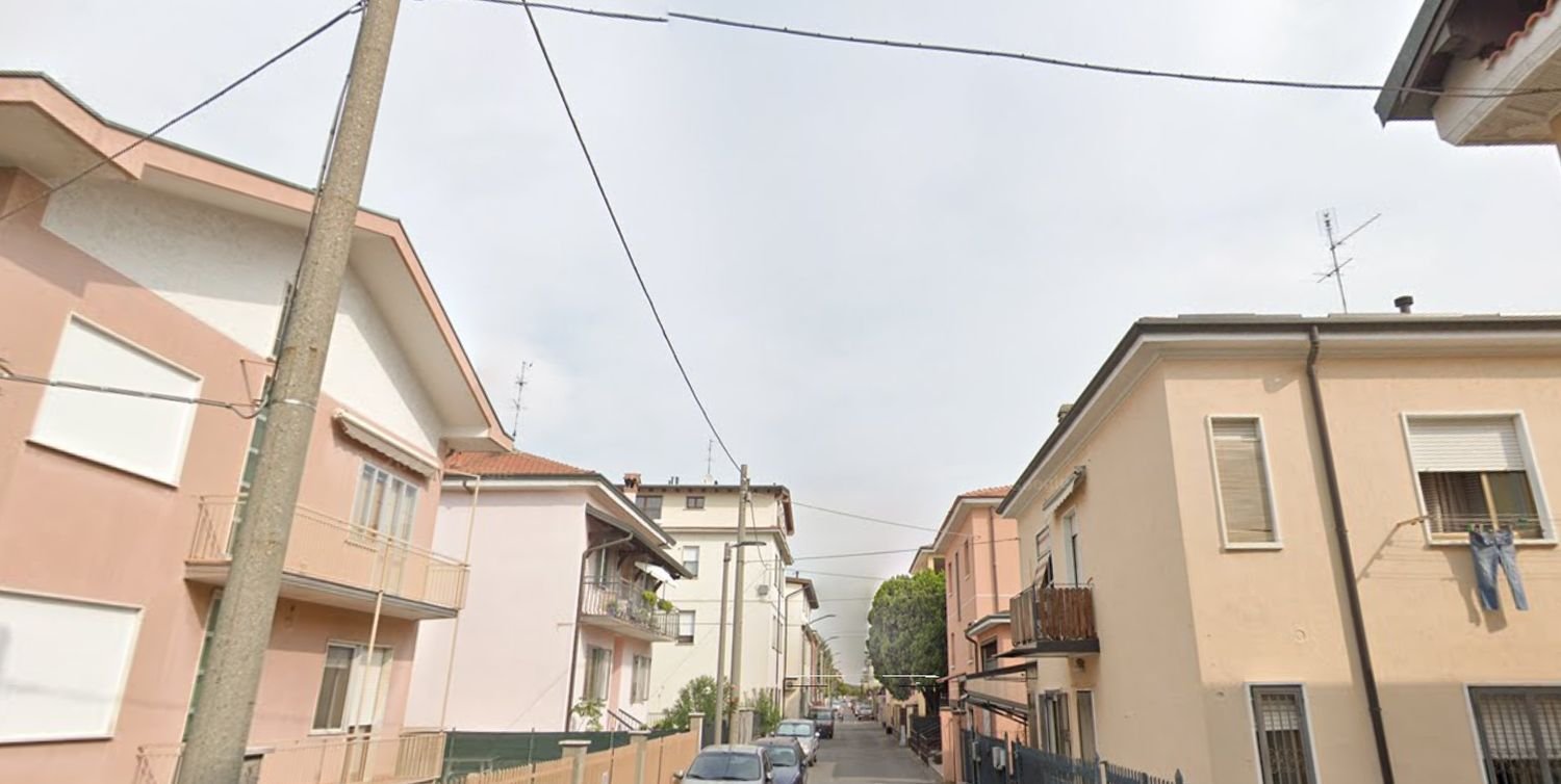 Casa de 4 dormitorios en Novate Milanese, Italy No. 360668