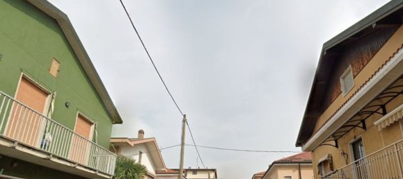 4 Schlafzimmer Haus in Novate Milanese, Italy, Nr. 360668 3