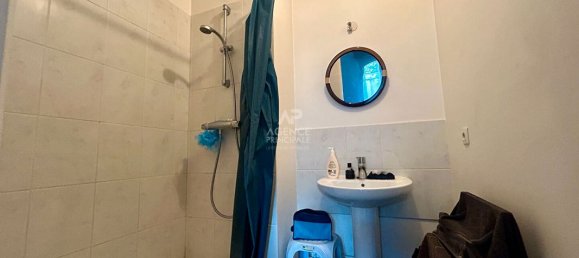 3 Schlafzimmer Doppelhaus in Poissy, France, Nr. 178747 12