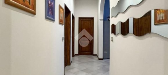 4 Schlafzimmer Wohnung in Pontassieve, Italy, Nr. 375175 16