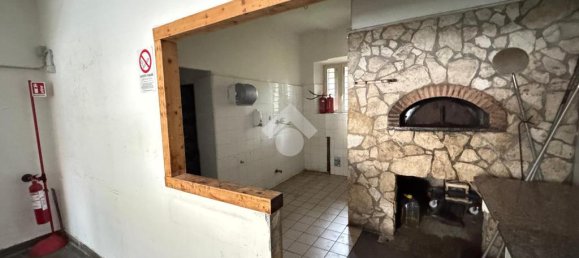 Propiedad comercial de 1 habitación en Genzano di Roma, Italy No. 210904 11