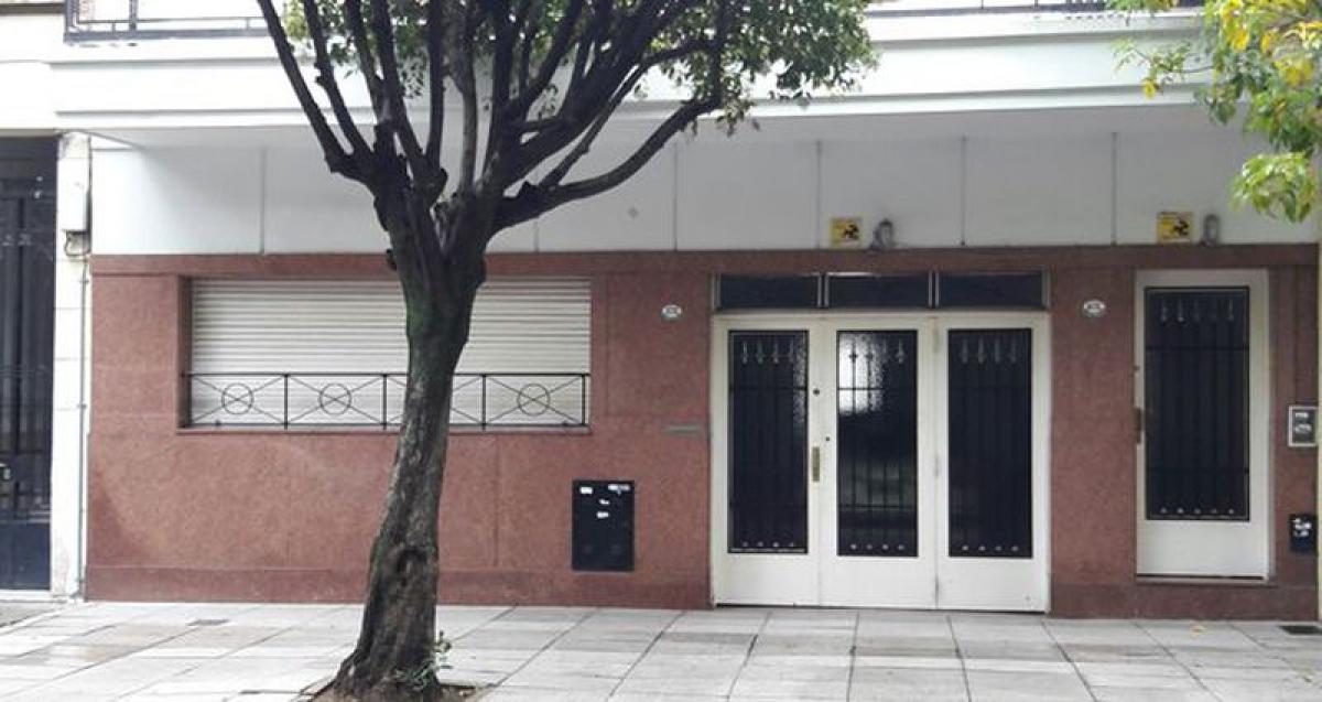 4 bedrooms House in Buenos Aires, Argentina No. 76112