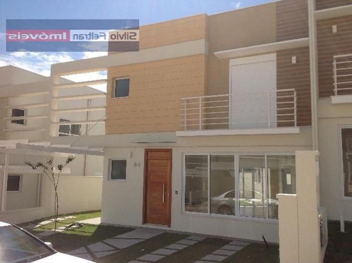 Casa de 3 dormitorios en Sao Paulo, Brazil No. 440494