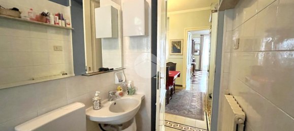 4غرفة شقة في Turin, Italy رقم 14881 52