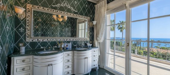 8 bedrooms Villa in Cannes, France No. 1779 17