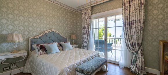 8 bedrooms Villa in Cannes, France No. 1779 19