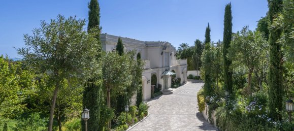 8 bedrooms Villa in Cannes, France No. 1779 10