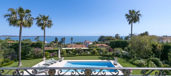 8 bedrooms Villa in Cannes, France No. 1779 7