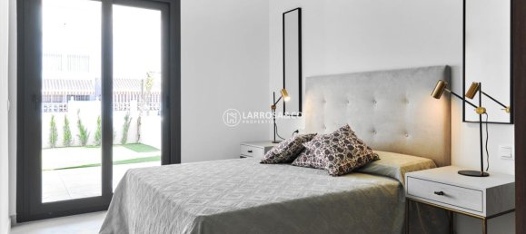 2 Schlafzimmer Bungalow in Torrevieja, Spain, Nr. 48336 35