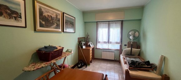 3 rooms Apartment in Mozzate, Italy No. 333691 12
