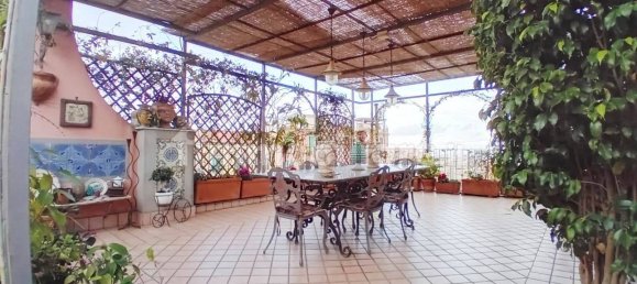 4 غرف نوم شقة في Naples, Italy رقم 11683 11