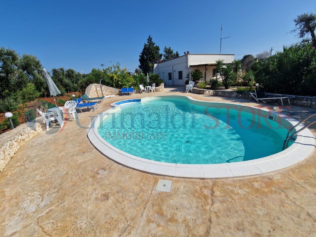 Villa de 4 divisões em San Vito dei Normanni, Italy N.º 38017