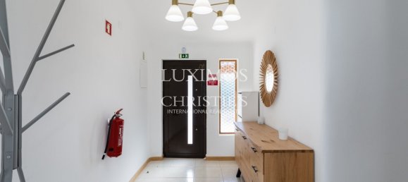 Villa de 4 dormitorios en Albufeira, Portugal No. 117759 3