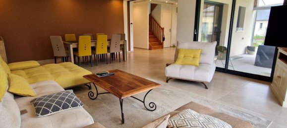 5 Schlafzimmer Haus in Cormery, France, Nr. 217319 2